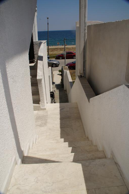 Ermioni Apartments Nea Vrasna Bagian luar foto