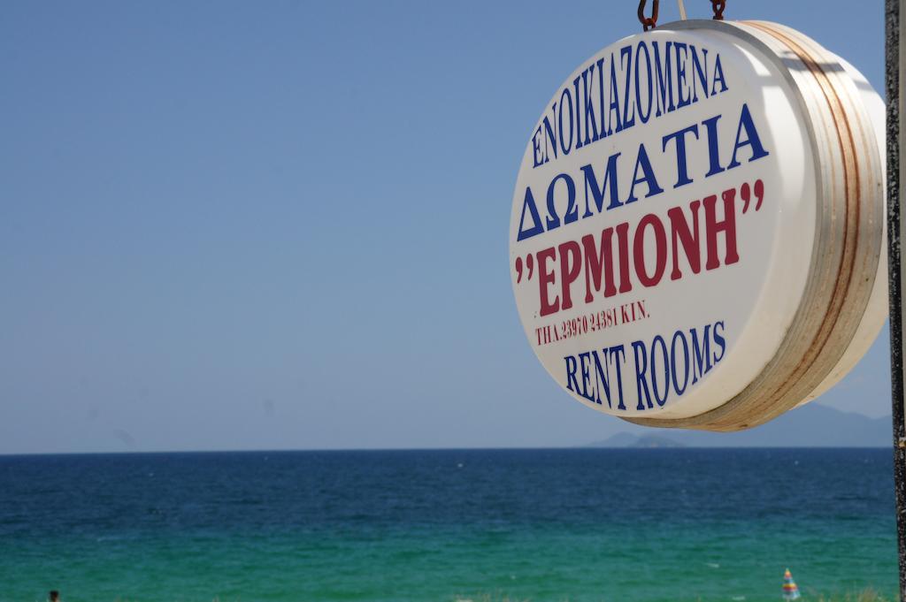 Ermioni Apartments Nea Vrasna Bagian luar foto