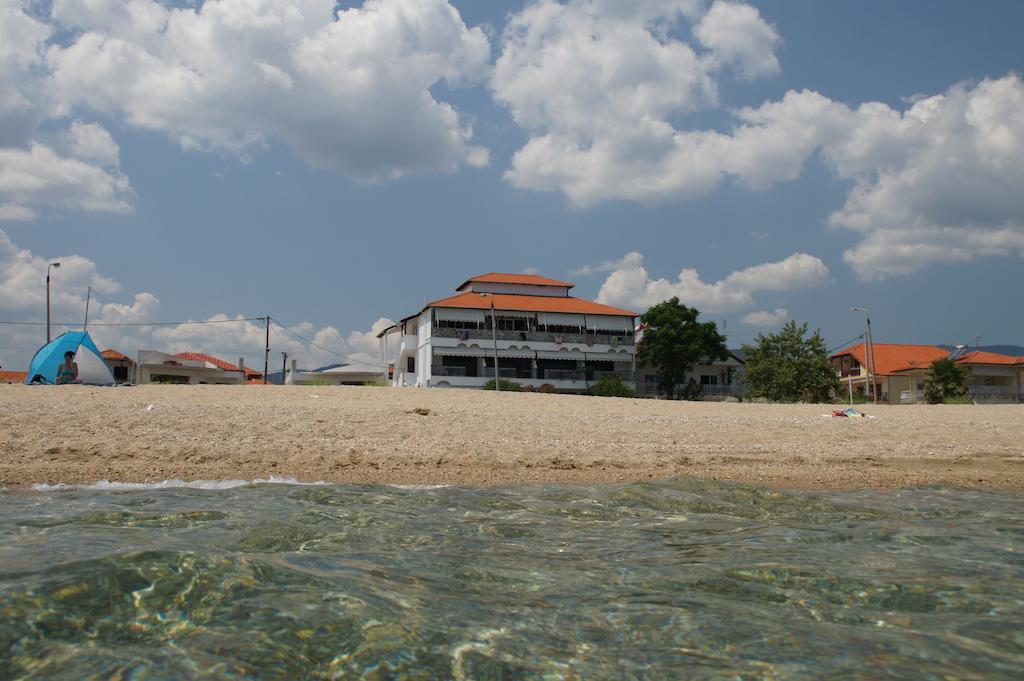 Ermioni Apartments Nea Vrasna Bagian luar foto