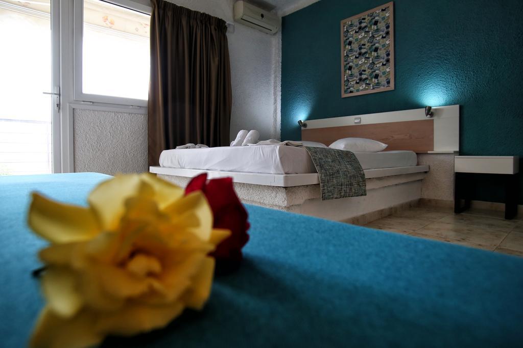 Ermioni Apartments Nea Vrasna Bagian luar foto